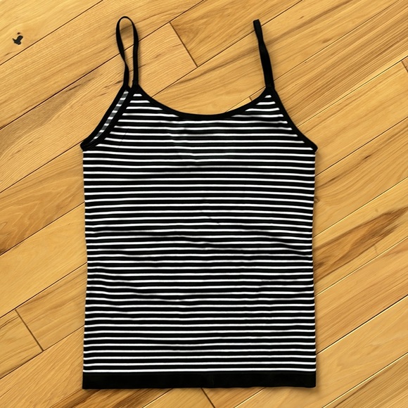 Women’s black and white striped camisole in size s/m. - Picture 3 of 3